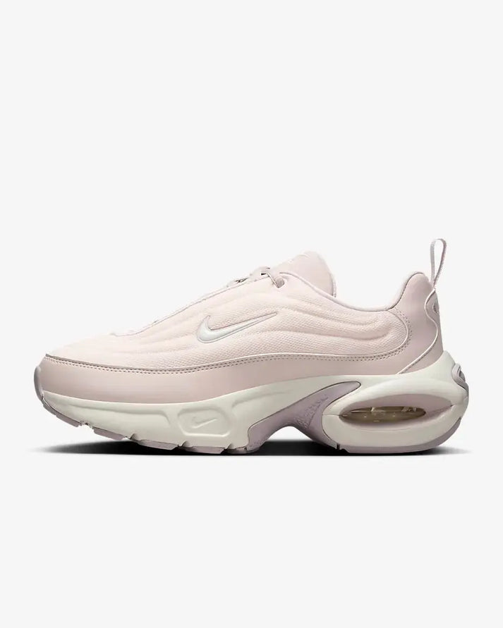 Urban Flow Sneaker