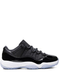 Black Streetwear Sneaker Urban Style