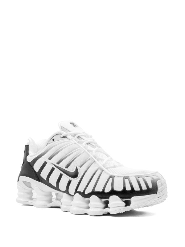 Urban Grid Sneaker Shox TL