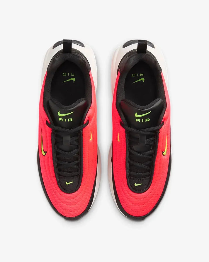 Urban Pulse Sneaker