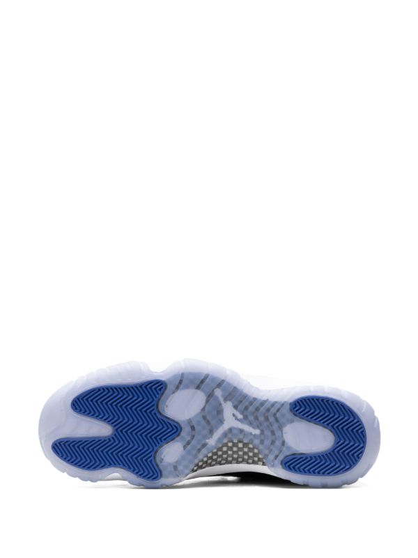 Black Streetwear Sneaker Urban Style