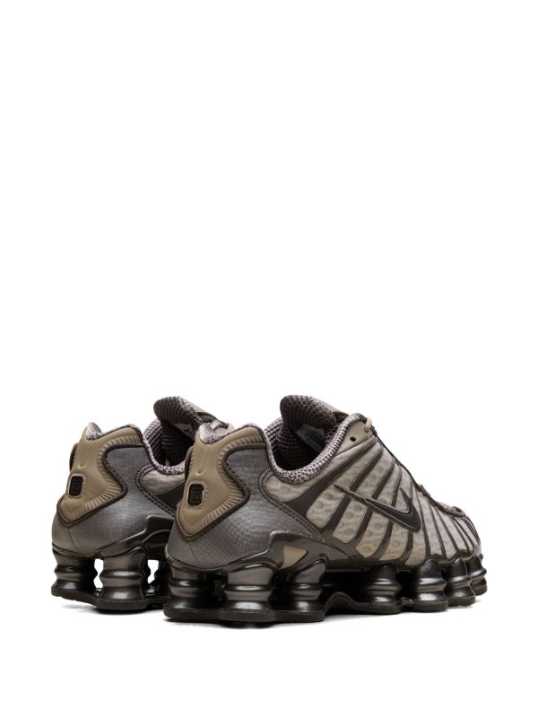 Urban Pulse Sneaker