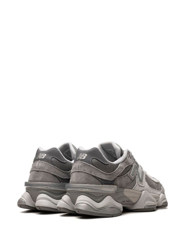 New Balance inspired urban sneaker