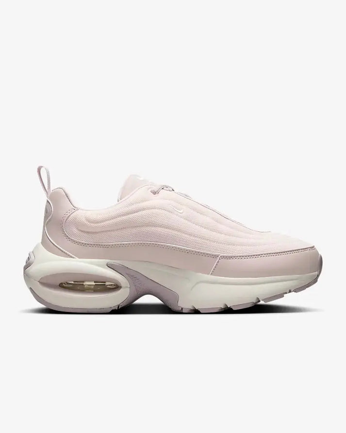 Urban Flow Sneaker