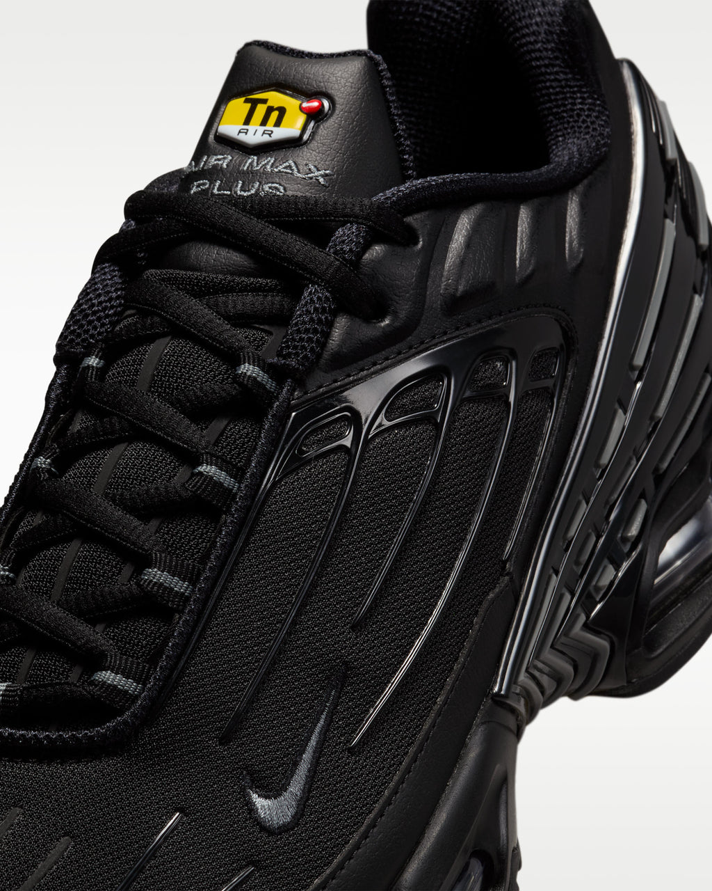 Retro Cushioned Runner - Black