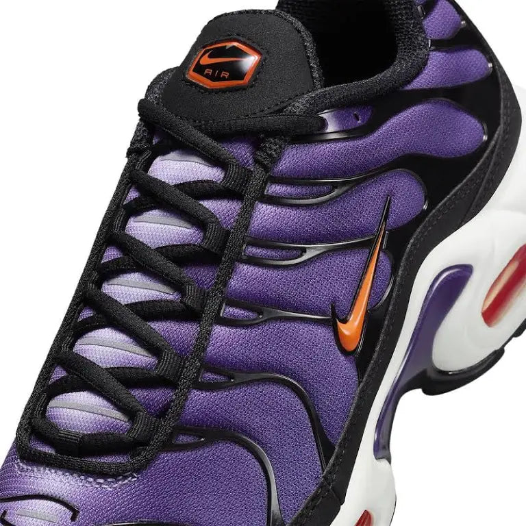 Purple Black Retro Runner