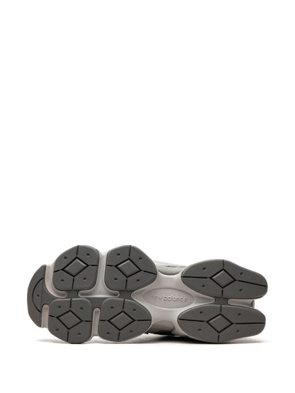 New Balance inspired urban sneaker