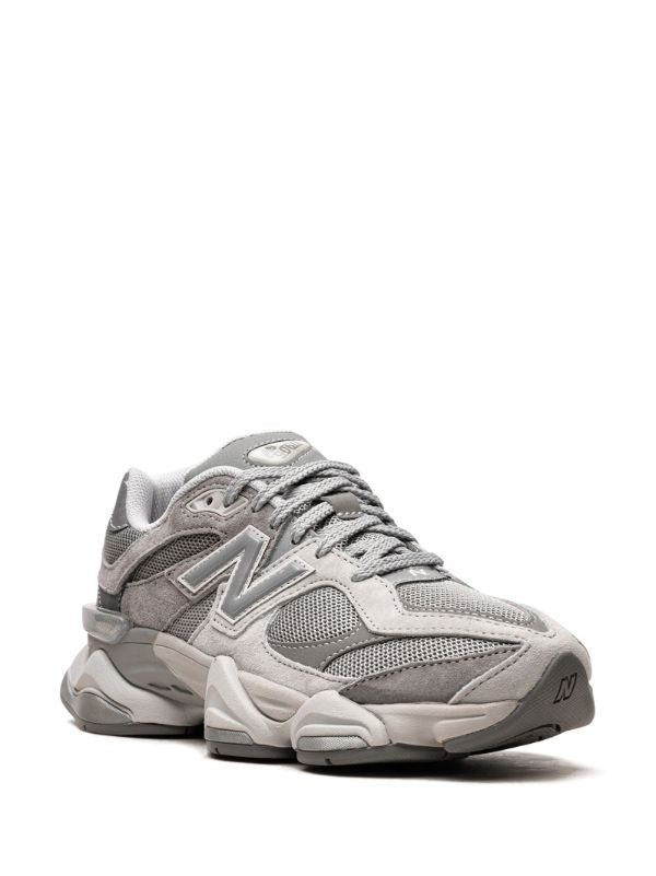 New Balance inspired urban sneaker