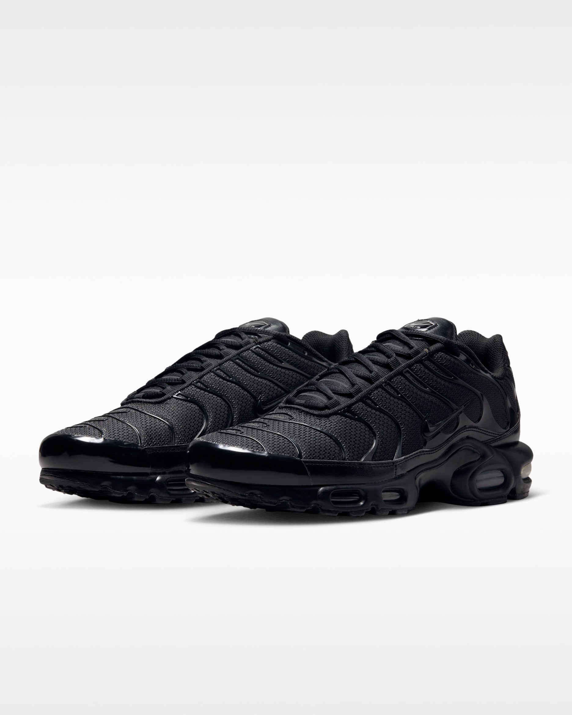 Retro Cushioned Runner - Triple Black