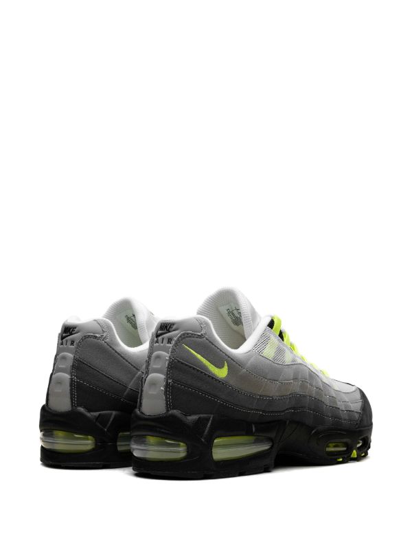UrbanMax 95‑style athletic shoe in gray‑black with neon‑yellow stripe