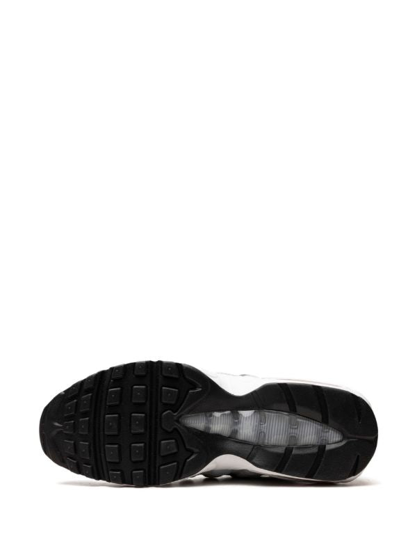 UrbanMax Sneakers