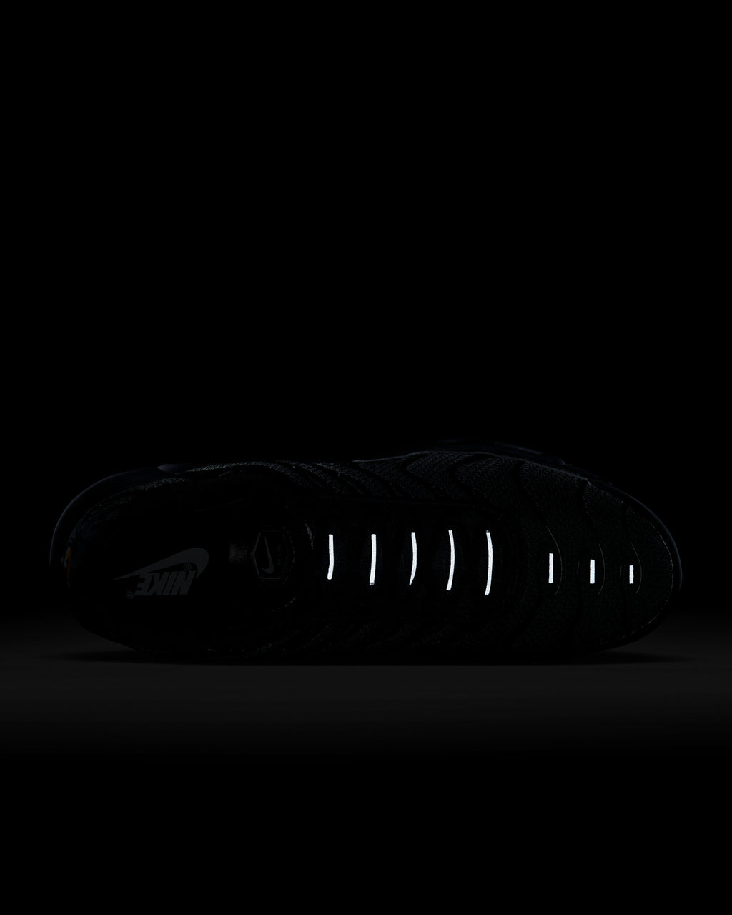 Retro Cushioned Runner - Triple Black