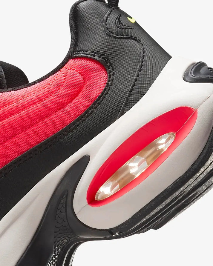 Urban Pulse Sneaker