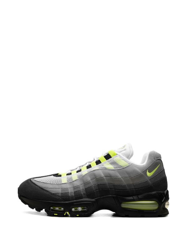 UrbanMax 95‑style athletic shoe in gray‑black with neon‑yellow stripe